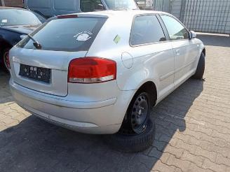 Audi A3 A3 (8P1), Hatchback 3-drs, 2003 / 2012 1.9 TDI picture 3