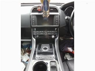 Jaguar XE XE, Sedan, 2015 2.0d 180 16V picture 8