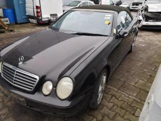 Mercedes CLK CLK (R208), Cabrio, 1997 / 2002 2.0 200K Evo 16V picture 3
