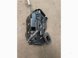 Toyota Prius Prius (ZVW3), Hatchback, 2009 / 2016 1.8 16V picture 14