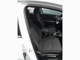 Kia Cee d Ceed Sportswagon (CDF), Combi 5-drs, 2018 1.6 CRDi 16V 115 Eco-Dynamics+ picture 10