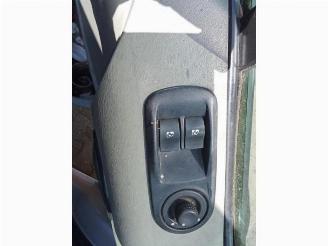 Nissan Primastar Primastar, Van, 2002 2.0 dCi 120 picture 4