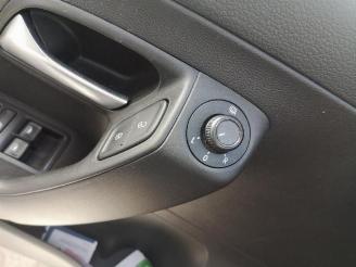 Volkswagen Polo Polo V (6R), Hatchback, 2009 / 2017 1.0 12V BlueMotion Technology picture 6