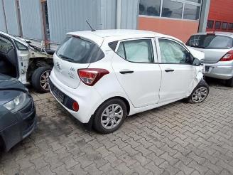 Hyundai I-10 i10 (B5), Hatchback, 2013 / 2019 1.0 12V picture 3