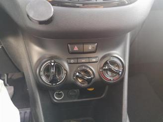 Peugeot 208 208 I (CA/CC/CK/CL), Hatchback, 2012 / 2019 1.2 Vti 12V PureTech 82 picture 15