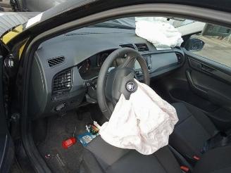 Skoda Fabia Fabia III (NJ3), Hatchback 5-drs, 2014 / 2021 1.0 12V picture 6