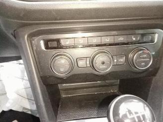 Volkswagen Tiguan Tiguan (AD1), SUV, 2016 / 2024 2.0 TDI 16V BlueMotion Technology SCR picture 12