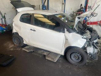 Vrakbiler auto Citroën C1 C1, Hatchback, 2014 / 2021 1.0 Vti 68 12V 2017/11