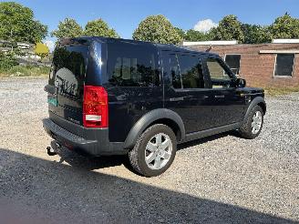 Land Rover Discovery 3  picture 7