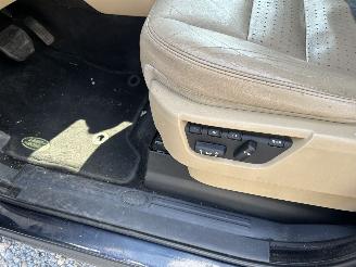 Land Rover Discovery 3  picture 10