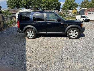Land Rover Discovery 3  picture 4