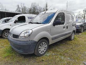 demontáž osobní automobily Renault Kangoo Express 1.6-16V Grand Confort 2007/11
