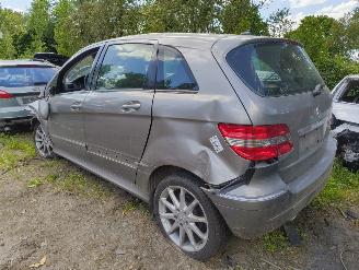 Autoverwertung Mercedes B-klasse 170 2006/10