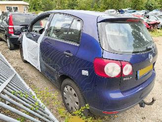 Vrakbiler auto Volkswagen Golf plus 1.6 FSI Comfortline Business 2005/4