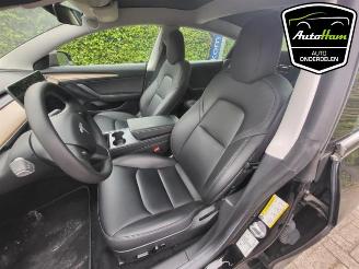 Tesla Model 3  picture 8