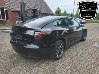 Tesla Model 3  picture 6