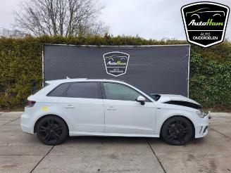 demontáž osobní automobily Audi A3 A3 Sportback (8VA/8VF), Hatchback 5-drs, 2012 / 2020 1.8 TFSI 16V Quattro 2013/10