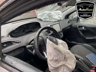 Peugeot 208 208 I (CA/CC/CK/CL), Hatchback, 2012 / 2019 1.0 Vti 12V PureTech picture 9