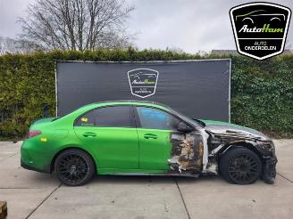 rozbiórka samochody osobowe Mercedes C-klasse C (W206), Sedan, 2021 C-300 2.0 EQ Boost Turbo 2021/7