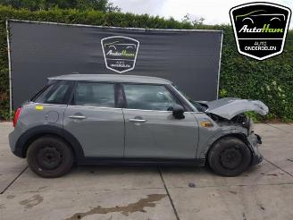 Auto da rottamare Mini Cooper Mini (F55), Hatchback 5-drs, 2013 1.2 12V One 2017/10