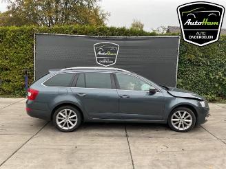 demontáž osobní automobily Skoda Octavia Octavia Combi (5EAC), Combi 5-drs, 2012 / 2020 1.2 TSI 16V 2014/12