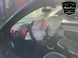 Renault Twingo Twingo III (AH), Hatchback 5-drs, 2014 1.0 SCe 70 12V picture 10