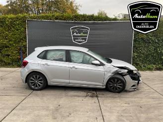 Auto da rottamare Volkswagen Polo Polo VI (AW1), Hatchback 5-drs, 2017 1.0 TSI 12V 2018/7