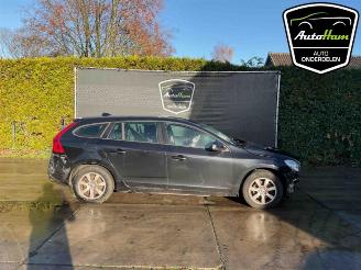 demontáž osobní automobily Volvo V-60 V60 I (FW/GW), Combi, 2010 / 2018 1.6 T3 16V 2012/5