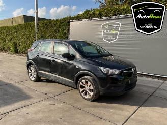 Opel Crossland Crossland (X), SUV, 2017 1.2 Turbo 12V picture 2