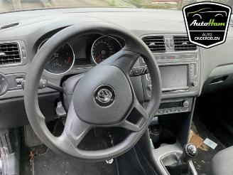 Volkswagen Polo Polo V (6R), Hatchback, 2009 / 2017 1.4 TDI 12V 90 picture 11