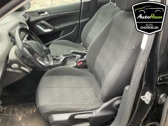 Peugeot 308 308 SW (L4/L9/LC/LJ/LR), Combi 5-drs, 2014 / 2021 1.2 12V e-THP PureTech 110 picture 12