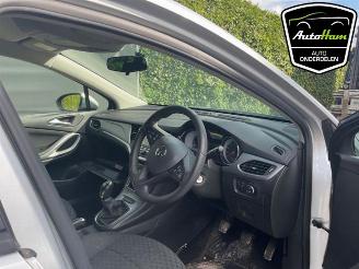 Opel Astra Astra K Sports Tourer, Combi, 2015 / 2022 1.0 ECOTEC Direct Injection Turbo 12V picture 9