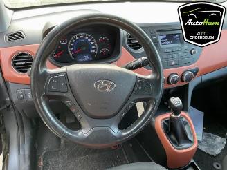 Hyundai I-10 i10 (B5), Hatchback, 2013 / 2019 1.0 12V picture 12