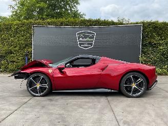 Autoverwertung Ferrari Musso 296 GTS 3.0 PHEV Cabrio  Elektrisch Benzine 2.992cc 610kW (829pk) 2025/1