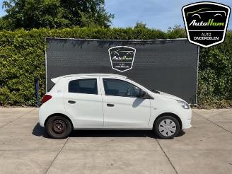 demontáž osobní automobily Mitsubishi Space-star Space Star (A0), Hatchback, 2012 1.0 12V 2013/11