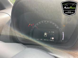 Toyota Aygo Aygo X, Hatchback, 2022 1.0 12V VVT-i picture 11