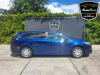 Salvage car Toyota Avensis Avensis Wagon (T27), Combi, 2008 / 2018 1.8 16V VVT-i 2015/11