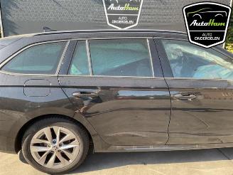 Skoda Octavia Octavia Combi (NXAC), Combi 5-drs, 2019 1.0 TSI 12V picture 11