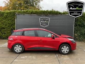 Vrakbiler auto Renault Clio Clio IV Estate/Grandtour (7R), Combi 5-drs, 2012 / 2021 0.9 Energy TCE 12V 2015/5