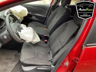 Renault Clio Clio IV Estate/Grandtour (7R), Combi 5-drs, 2012 / 2021 0.9 Energy TCE 12V picture 21