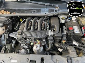 Peugeot 208 208 II (UB/UH/UP), Hatchback 5-drs, 2019 1.2 Vti 12V PureTech 75 picture 14