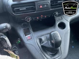 Peugeot Partner Partner (EA//EF/EN/EU), Van, 2018 1.5 BlueHDi 75 picture 19