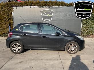 disassembly passenger cars Peugeot 208 208 I (CA/CC/CK/CL), Hatchback, 2012 / 2019 1.4 16V 2012/5