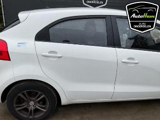 Kia Rio Rio III (UB), Hatchback, 2011 / 2017 1.2 CVVT 16V picture 11