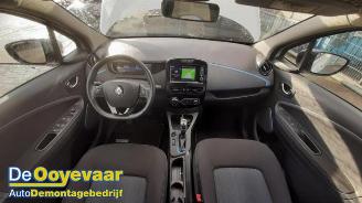 Renault Zoé Zoe (AG), Hatchback 5-drs, 2012 46kW picture 2