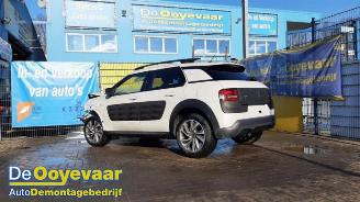 demontáž osobní automobily Citroën C4 cactus C4 Cactus (0B/0P), Hatchback 5-drs, 2014 1.6 Blue Hdi 100 2015/3