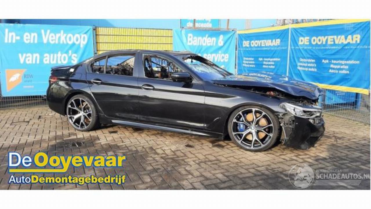 BMW M5 M5 (F90), Sedan, 2017 / 2023 M550i xDrive 4.4 V8 32V TwinPower Turbo