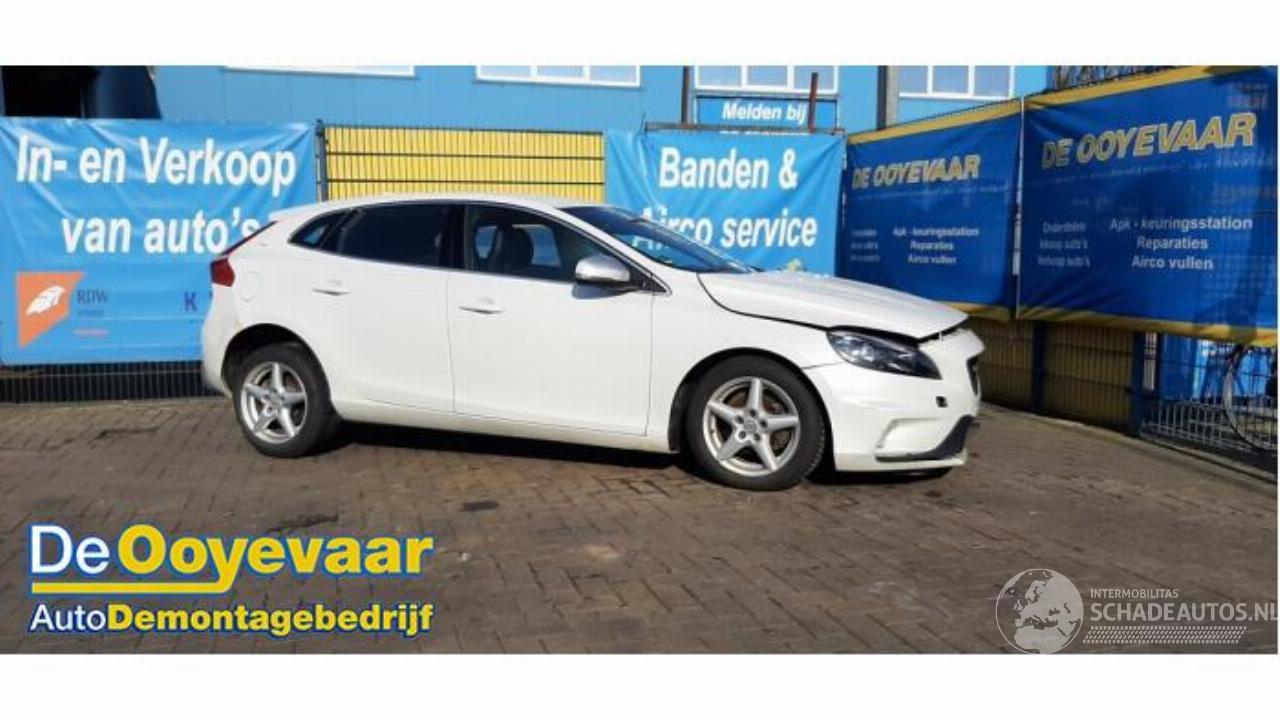 Volvo V-40 V40 (MV), Hatchback 5-drs, 2012 / 2019 2.0 D2 16V