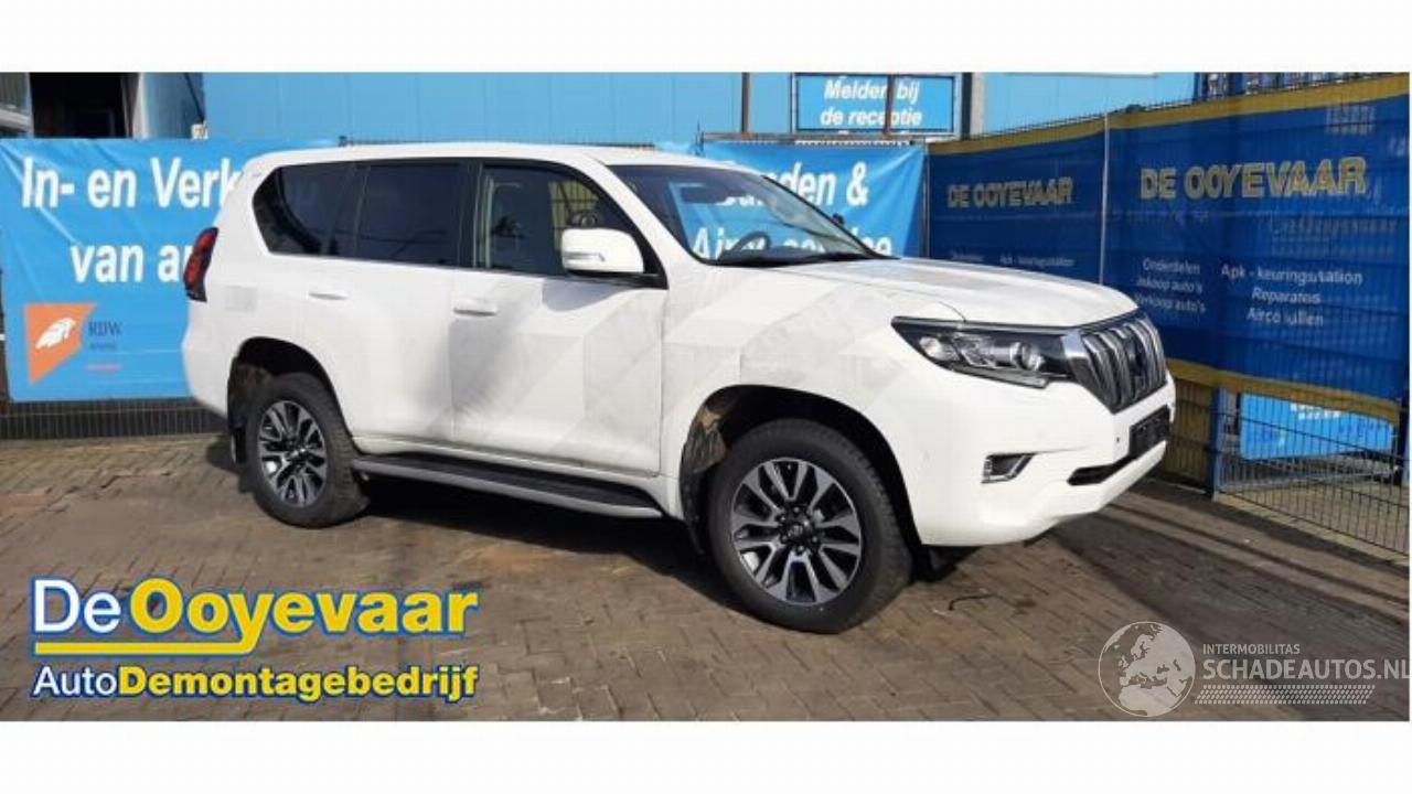 Toyota Landcruiser Land Cruiser (J15), Terreinwagen, 2009 2.8 D-4D 16V