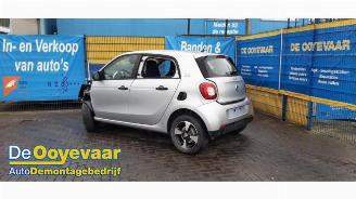 demontáž osobní automobily Smart Forfour Forfour (453), Hatchback 5-drs, 2014 1.0 12V 2018/9